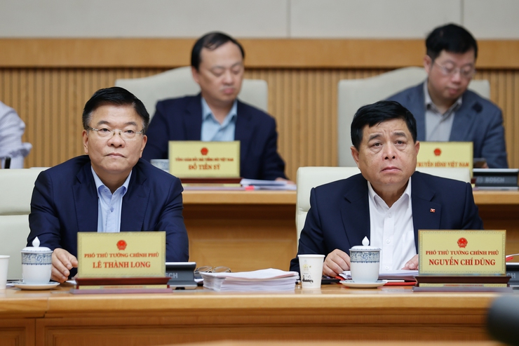 Thủ tướng Phạm Minh Chính: Càng khó khăn, thách thức, áp lực thì càng nỗ lực, phấn đấu vươn lên mạnh mẽ- Ảnh 3.