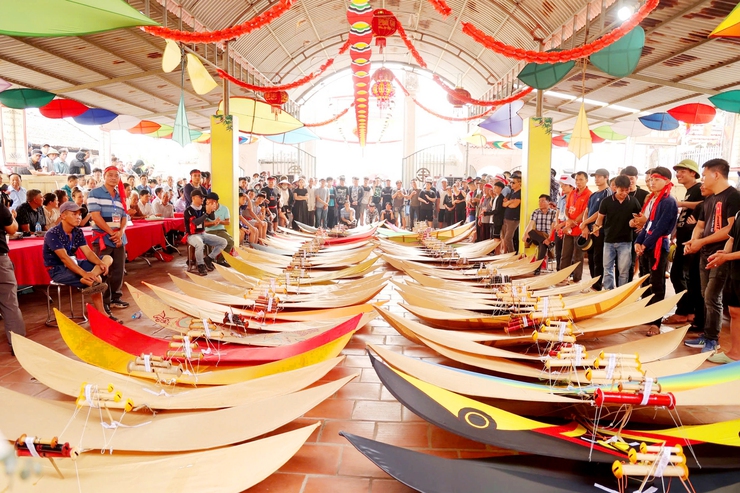 Hội diều làng Bá Dương Nội sắp đón nhận danh hiệu Di sản văn hóa phi vật thể quốc gia- Ảnh 1.
