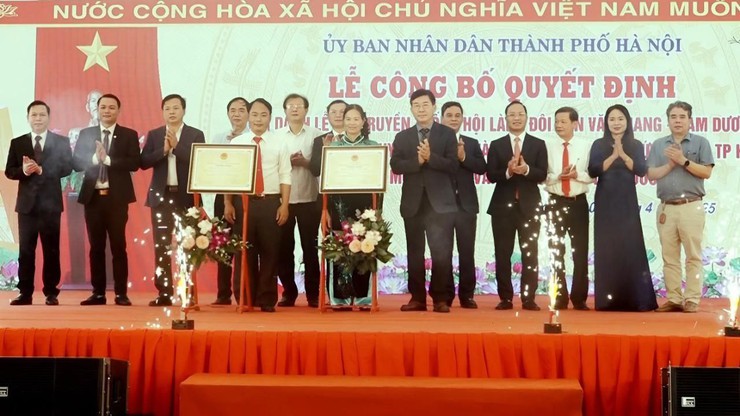 Lễ công bố Quyết định Di sản văn hóa phi vật thể cấp Quốc gia Lễ hội truyền thống Hội làng Văn Giang - Nam Dương- Ảnh 6.