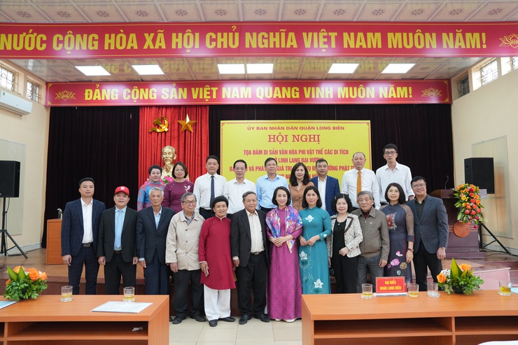 Long Biên: Phát huy giá trị di sản văn hóa phi vật thể các di tích thờ Linh Lang Đại Vương trên địa bàn- Ảnh 11.