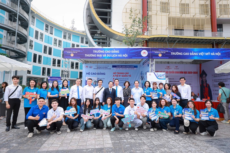 Ngày hội gắn kết giáo dục nghề nghiệp Thủ đô với thị trường lao động năm 2025- Ảnh 7.