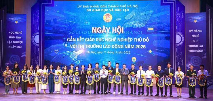 Ngày hội gắn kết giáo dục nghề nghiệp Thủ đô với thị trường lao động năm 2025- Ảnh 1.
