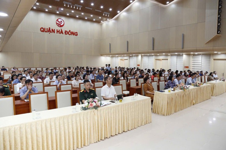 Sắp xếp, bố trí cán bộ: Tinh gọn, hiệu quả, phát huy vai trò chủ động, sáng tạo và trách nhiệm giải trình- Ảnh 3.