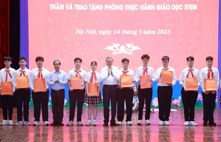 Khơi dậy tiềm năng sáng tạo, nuôi dưỡng đam mê khoa học công nghệ trong thế hệ trẻ Việt Nam- Ảnh 2.
