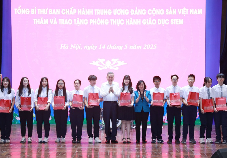 Khơi dậy tiềm năng sáng tạo, nuôi dưỡng đam mê khoa học công nghệ trong thế hệ trẻ Việt Nam- Ảnh 3.