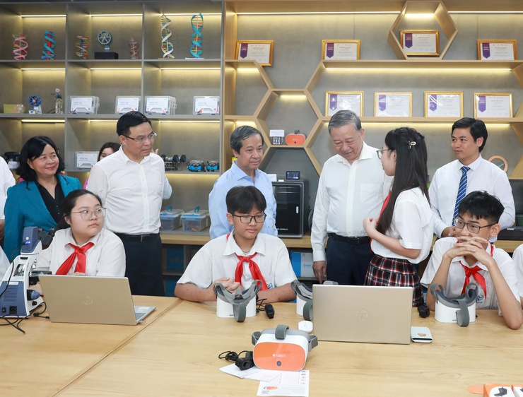 Khơi dậy tiềm năng sáng tạo, nuôi dưỡng đam mê khoa học công nghệ trong thế hệ trẻ Việt Nam- Ảnh 7.