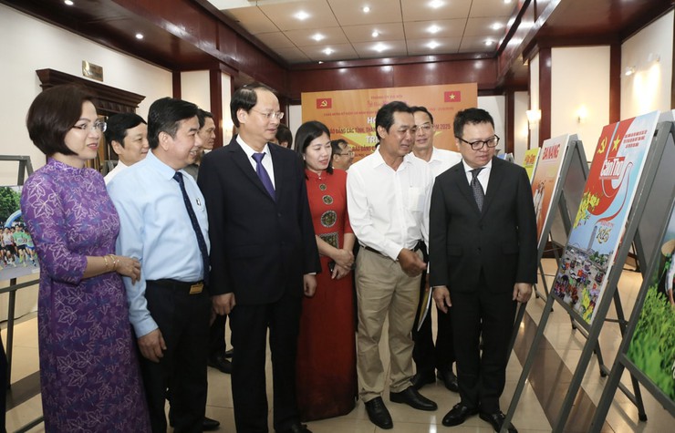 Hội thảo Báo Đảng các tỉnh, thành phố khu vực phía Bắc mở rộng lần thứ 30- Ảnh 8.