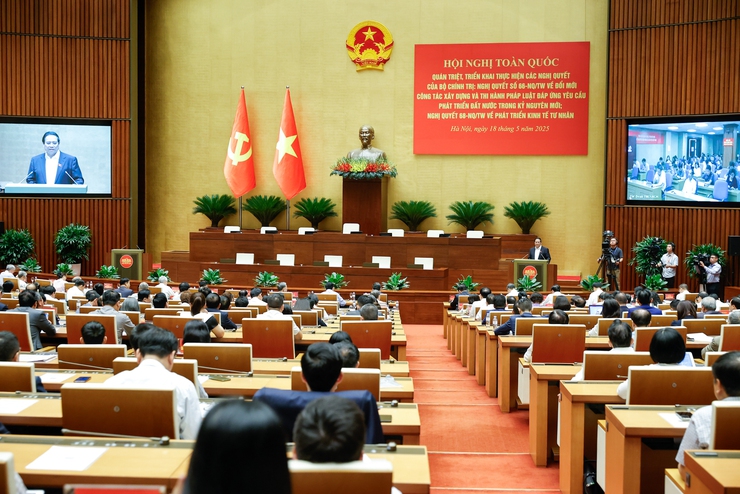 Thực hiện quyết liệt, đồng bộ, hiệu quả các nhóm nhiệm vụ, giải pháp tại Nghị quyết 68-NQ/TW với tinh thần "6 rõ"- Ảnh 3.