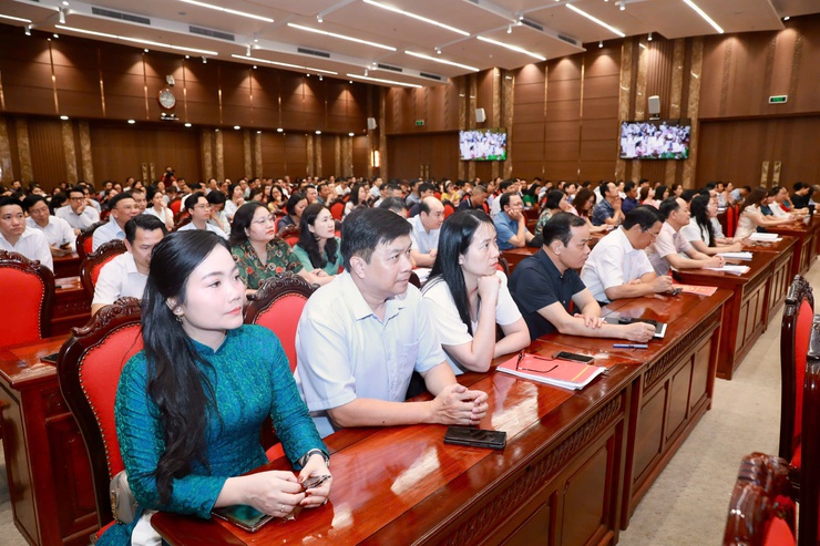 Thực hiện quyết liệt, đồng bộ, hiệu quả các nhóm nhiệm vụ, giải pháp tại Nghị quyết 68-NQ/TW với tinh thần "6 rõ"- Ảnh 5.