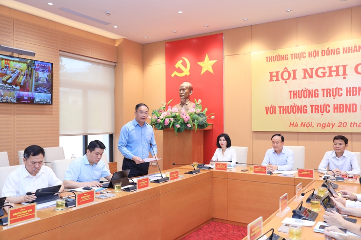 Thường trực HĐND thành phố Hà Nội giao ban với Thường trực HĐND quận, huyện, thị xã- Ảnh 6.