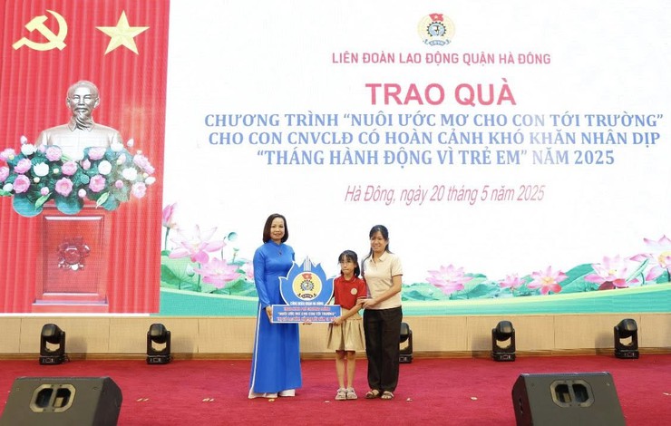 Hà Đông biểu dương công nhân, lao động giỏi học tập và làm theo tư tưởng, đạo đức, phong cách Hồ Chí Minh- Ảnh 5.