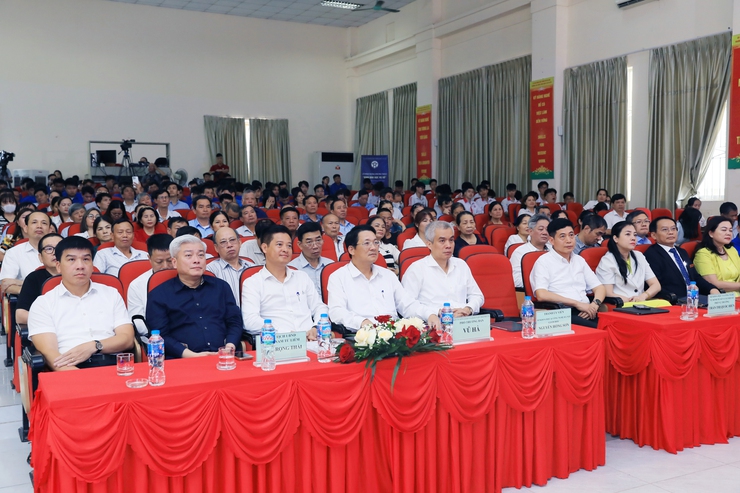 Phát động phong trào “Bình dân học vụ số”- Ảnh 1.