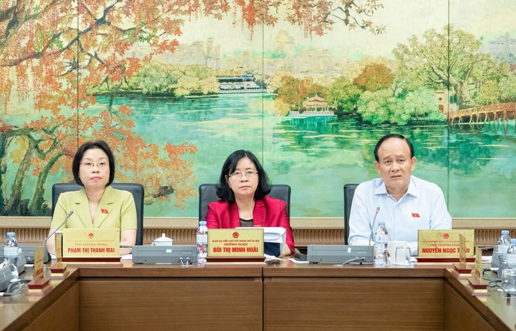 Quốc hội thảo luận về miễn, hỗ trợ học phí đối với trẻ em mầm non, học sinh phổ thông- Ảnh 5.