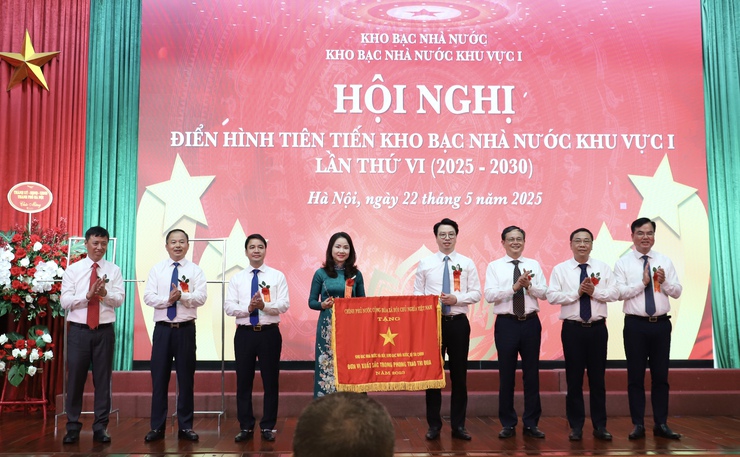 Hội nghị điển hình tiên tiến Kho bạc Nhà nước Khu vực I lần thứ VI- Ảnh 2.