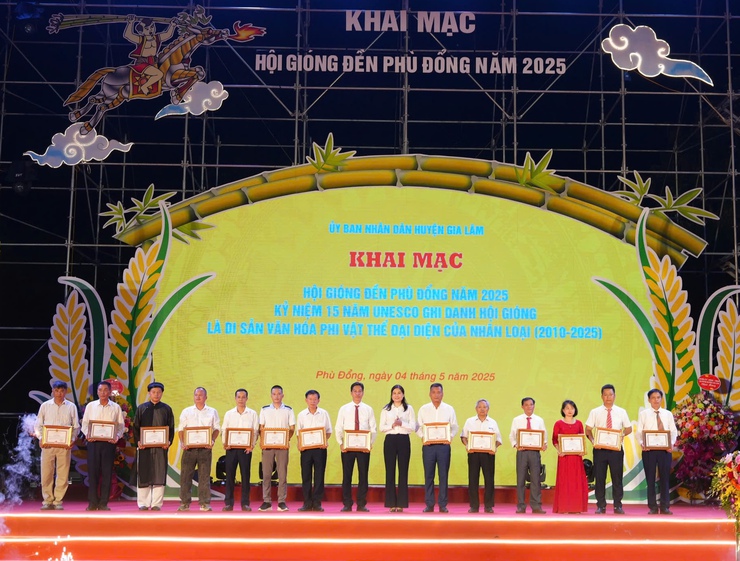 Huyện Gia Lâm: Khai mạc hội Gióng đền Phù Đổng- Ảnh 5.