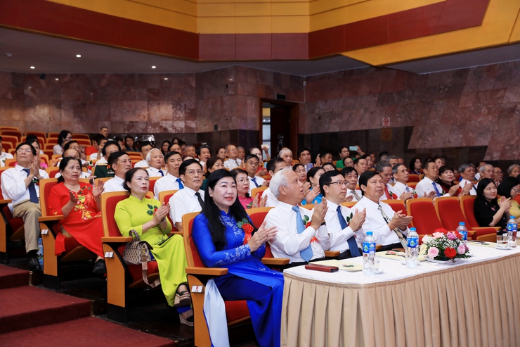 Hội Người cao tuổi Thành phố: Chủ động, sáng tạo, triển khai thực hiện có hiệu quả các phong trào thi đua yêu nước- Ảnh 1.