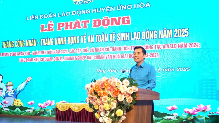 Huyện Ứng Hòa phát động Tháng Công nhân và Tháng hành động về ATVSLĐ năm 2025- Ảnh 2.