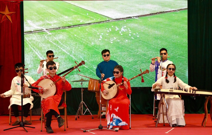 Tổng Bí thư Tô Lâm: Chăm lo cho trẻ khuyết tật là thước đo sự văn minh, tiến bộ của đất nước- Ảnh 3.