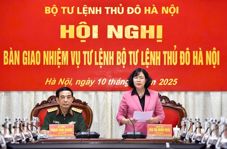 Thiếu tướng Đào Văn Nhận được giao nhiệm vụ Tư lệnh Bộ Tư lệnh Thủ đô Hà Nội- Ảnh 3.