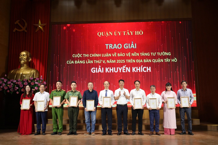 Tây Hồ tổng kết Cuộc thi chính luận bảo vệ nền tảng tư tưởng của Đảng lần thứ 5 năm 2025- Ảnh 4.