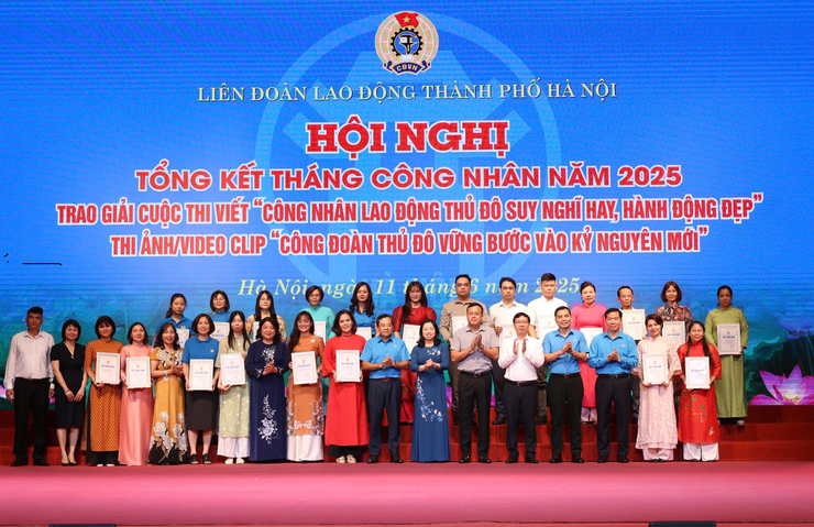 Hơn 2.200 công nhân có hoàn cảnh khó khăn được hỗ trợ trong Tháng Công nhân 2025- Ảnh 1.