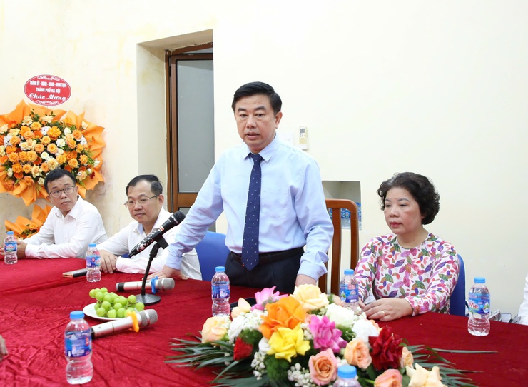 Chủ tịch UBND Thành phố Trần Sỹ Thanh thăm, chúc mừng Báo Hà Nội mới nhân 100 năm Ngày Báo chí cách mạng Việt Nam- Ảnh 3.