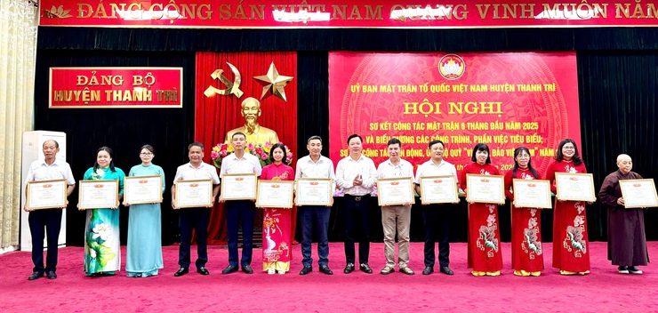 Mặt trận Tổ quốc huyện Thanh Trì: Tiếp nối truyền thống Đoàn kết-Sáng tạo và Phát triển- Ảnh 2.