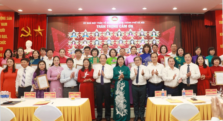 Mặt trận Thành phố đón nhận Huân chương Lao động hạng Ba, tri ân đội ngũ cán bộ Mặt trận cơ sở- Ảnh 10.