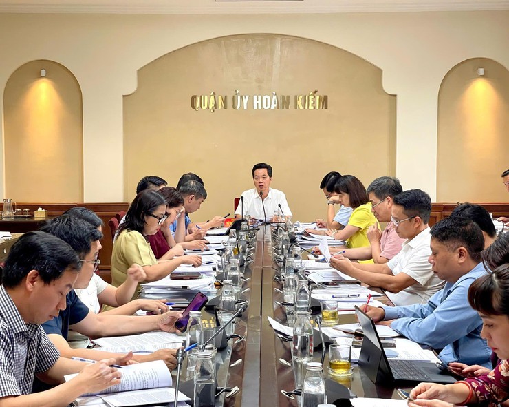Hoàn Kiếm sẵn sàng vận hành thử nghiệm mô hình chính quyền địa phương hai cấp- Ảnh 1.