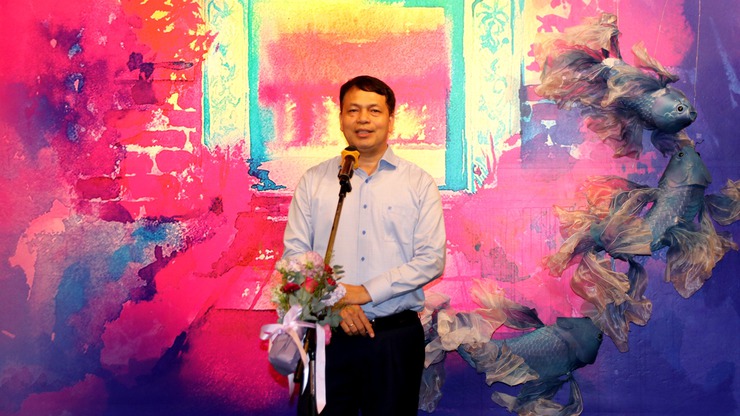 Triển lãm tranh 'Sĩ tử 2' - Hành trình nghệ thuật đồng hành cùng mùa thi- Ảnh 3.