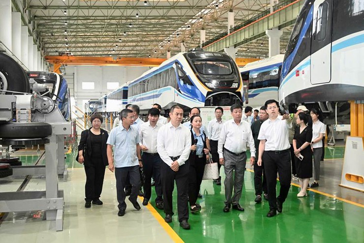 Đoàn đại biểu thành phố Hà Nội thăm, làm việc tại Trung Quốc- Ảnh 1.