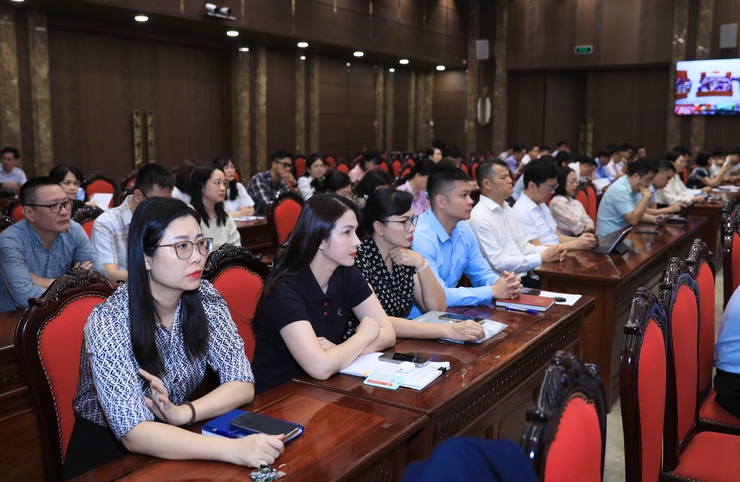 Vận hành thử nghiệm mô hình tiếp nhận và giải quyết TTHC để đánh giá hiệu quả và năng lực công chức- Ảnh 1.