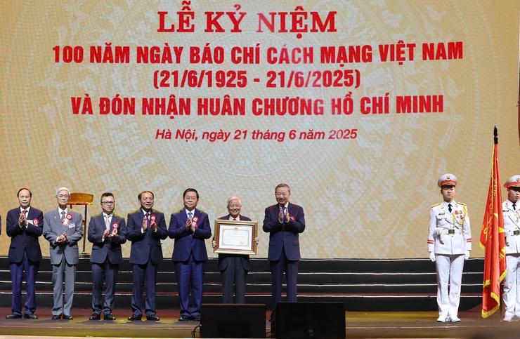 Báo chí tiếp tục khẳng định bản lĩnh cách mạng, vai trò tiên phong trên mặt trận tư tưởng-văn hóa- Ảnh 6.