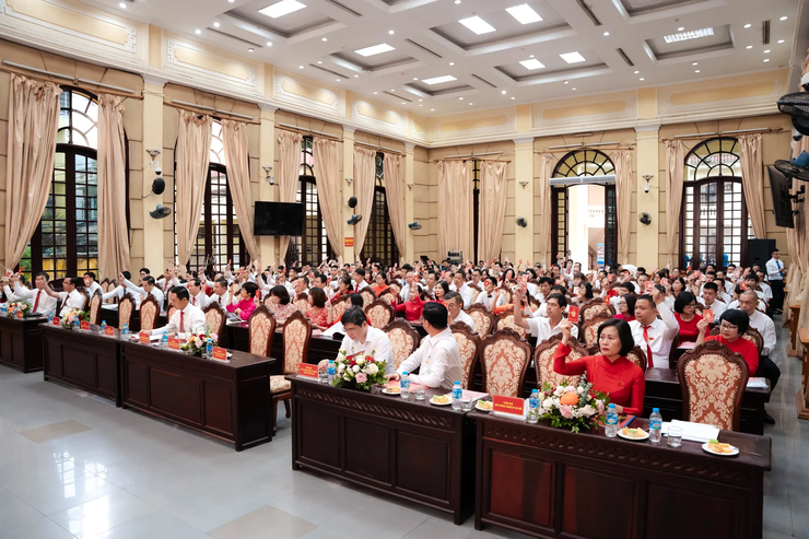 Đồng chí Vũ Xuân Hùng là Bí thư Đảng ủy Ban Quản lý các khu công nghệ cao và khu công nghiệp Hà Nội- Ảnh 2.