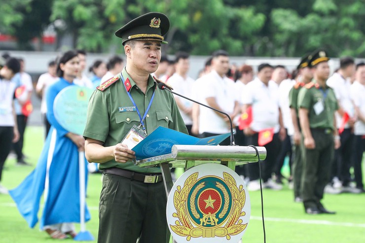 Gần 1.000 cán bộ, chiến sĩ tham gia Hội thao Công an Thủ đô năm 2025- Ảnh 2.