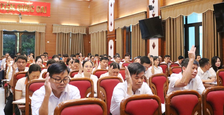 Kỳ họp thử nghiệm HĐND xã Quốc Oai: Bước chuẩn bị quan trọng cho nhiệm kỳ mới- Ảnh 4.