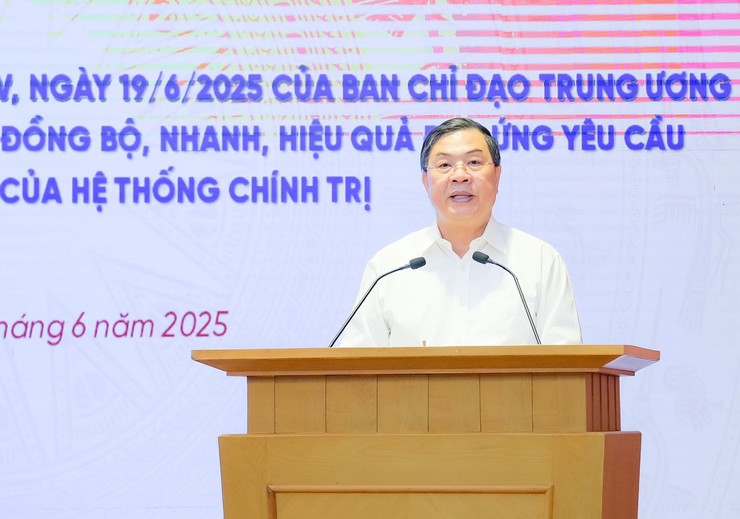 Ban hành Sổ tay hướng dẫn triển khai Kế hoạch số 02-KH/BCĐTW về phát triển khoa học, công nghệ, đổi mới sáng tạo và chuyển đổi số- Ảnh 1.