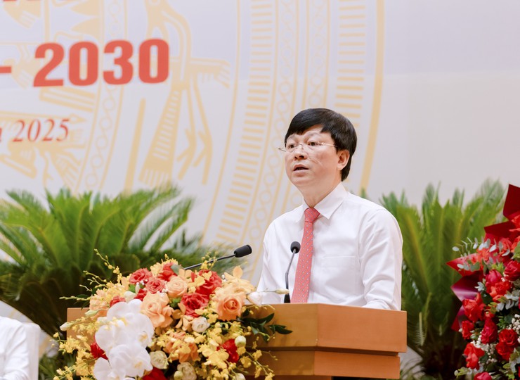 Đảng bộ Văn phòng UBND thành phố Hà Nội: “Cầm nhịp” đổi mới, kiến tạo phát triển trong kỷ nguyên mới- Ảnh 3.