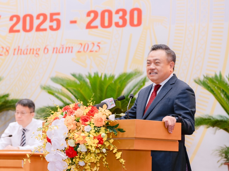 Đảng bộ Văn phòng UBND thành phố Hà Nội: “Cầm nhịp” đổi mới, kiến tạo phát triển trong kỷ nguyên mới- Ảnh 4.