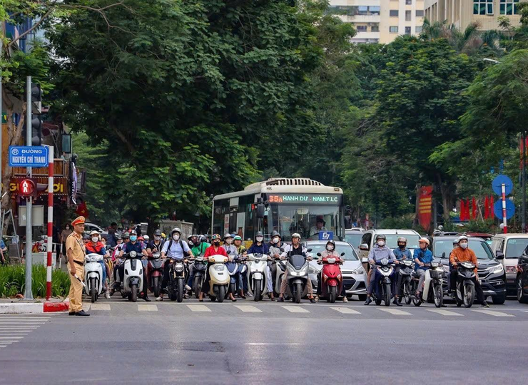 Siết chặt an ninh, đảm bảo an toàn cho kỳ thi vào lớp 10 và tốt nghiệp THPT 2025- Ảnh 2.