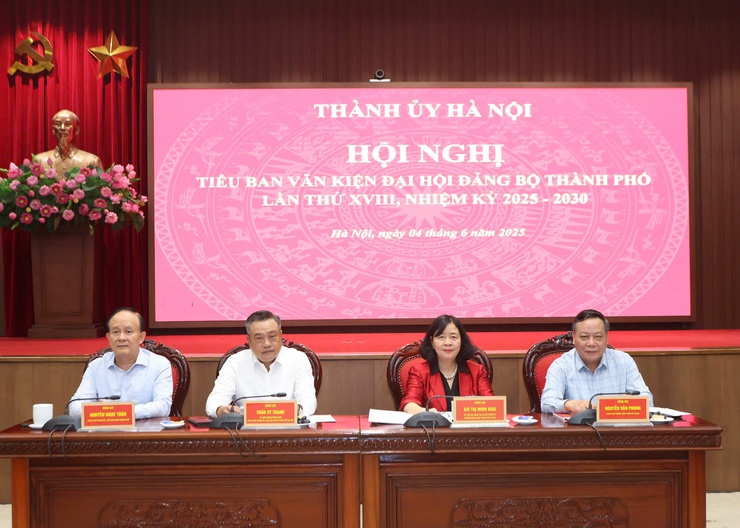 Đổi mới trong xây dựng Văn kiện Đại hội Đảng bộ Thành phố: Thu hút được người dân tham gia xây dựng, phát triển Thủ đô- Ảnh 1.
