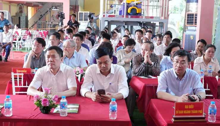 Phú Xuyên chủ động bảo vệ môi trường bằng công nghệ xử lý rác tiên tiến- Ảnh 1.