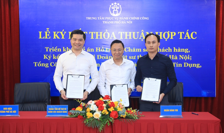 Trung tâm Phục vụ hành chính công thành phố Hà Nội: Thúc đẩy hợp tác đa ngành, nâng cao chất lượng dịch vụ công trực tuyến- Ảnh 5.