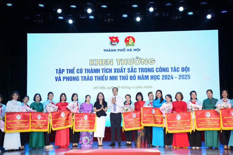 Nhiều chương trình tình nguyện trở thành thương hiệu của tuổi trẻ Thủ đô- Ảnh 3.