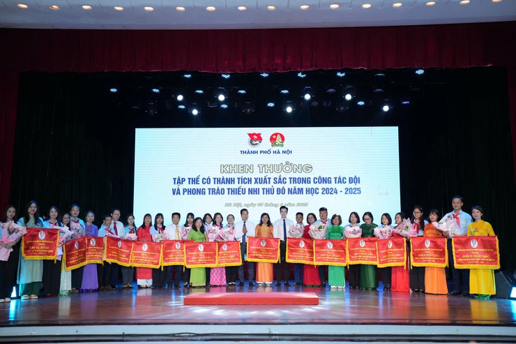 Nhiều chương trình tình nguyện trở thành thương hiệu của tuổi trẻ Thủ đô- Ảnh 4.