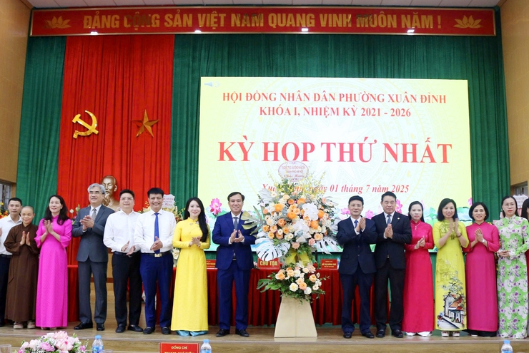Phó Chủ tịch HĐND Thành phố Phạm Quí Tiên dự kỳ họp thứ nhất HĐND phường Xuân Đỉnh lâm thời nhiệm kỳ 2021-2026- Ảnh 3.