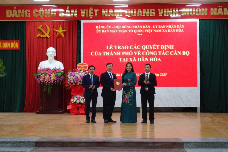 Đồng chí Mai Xuân Trường giữ chức Bí thư Đảng ủy xã Dân Hòa nhiệm kỳ 2025-2030- Ảnh 1.