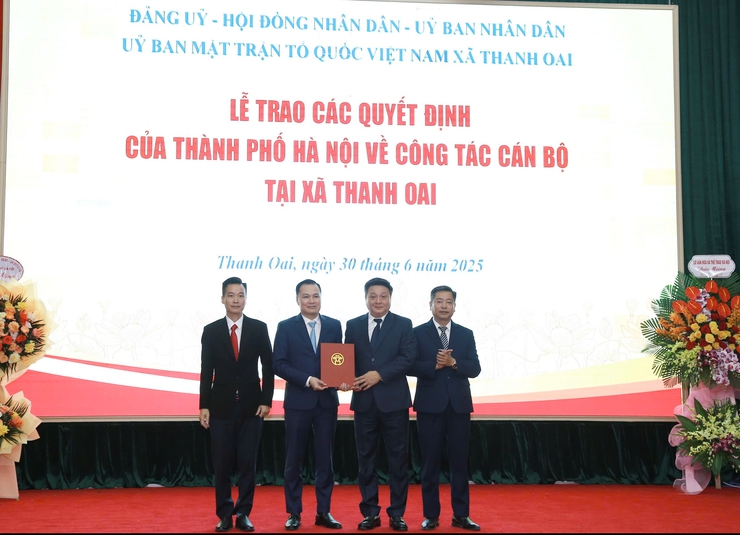 Đồng chí Bùi Hoàng Phan được chỉ định giữ chức Bí thư Đảng ủy, Chủ tịch HĐND xã Thanh Oai- Ảnh 3.