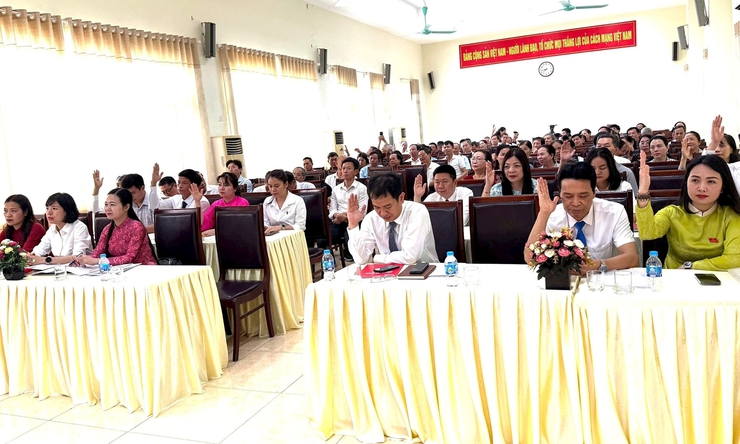 HĐND phường Kiến Hưng họp kỳ thứ hai: Thông qua nhiều nội dung quan trọng- Ảnh 2.