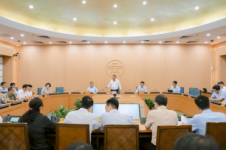 Huy động tổng lực làm "Sáng - Xanh - Sạch - Đẹp" Thủ đô chào mừng 80 năm Cách mạng Tháng Tám và Quốc khánh 2/9- Ảnh 1.